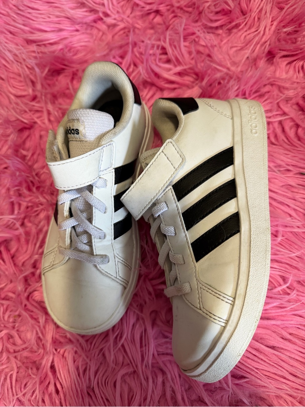 adidas White Kids Sneakers with Black Stripes - Picture 3 of 3
